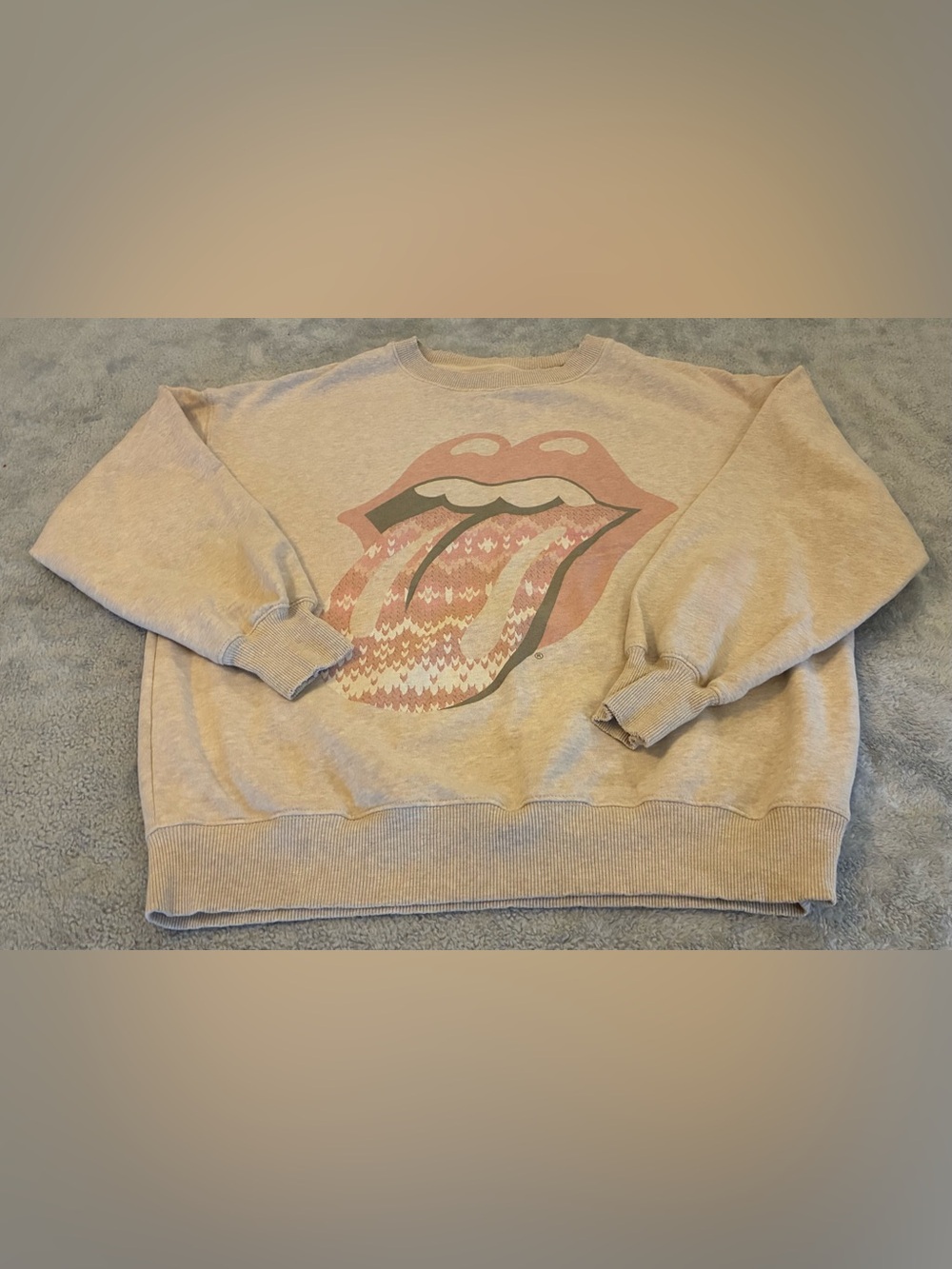 Women’s American Eagle Beige Graphic Crewneck Sweatshirt/Tan Tongue Print Size S
